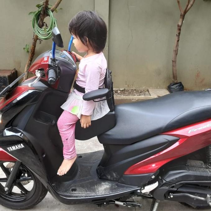 JOK BONCENGAN ANAK UNTUK MOTOR FREEGO ADA BESI SANDARAN & SEATBELT