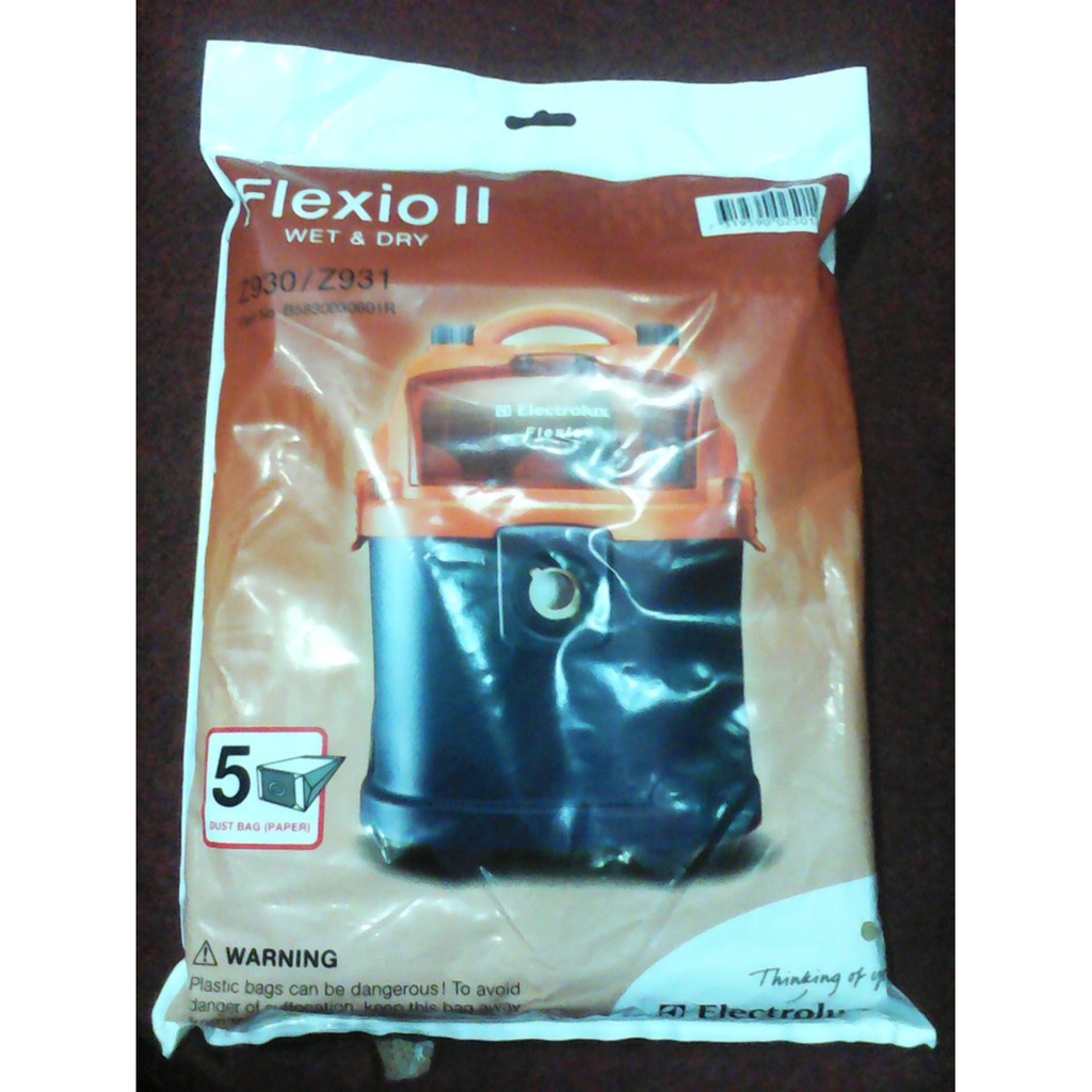 kantong debu vacum cleaner electrolux wet   dry Z931 Z930 Bagus