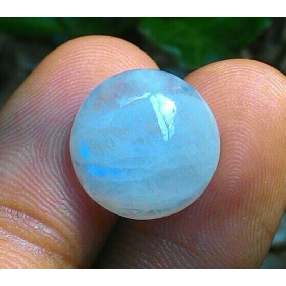 Batu biduri bulan/ moonstone