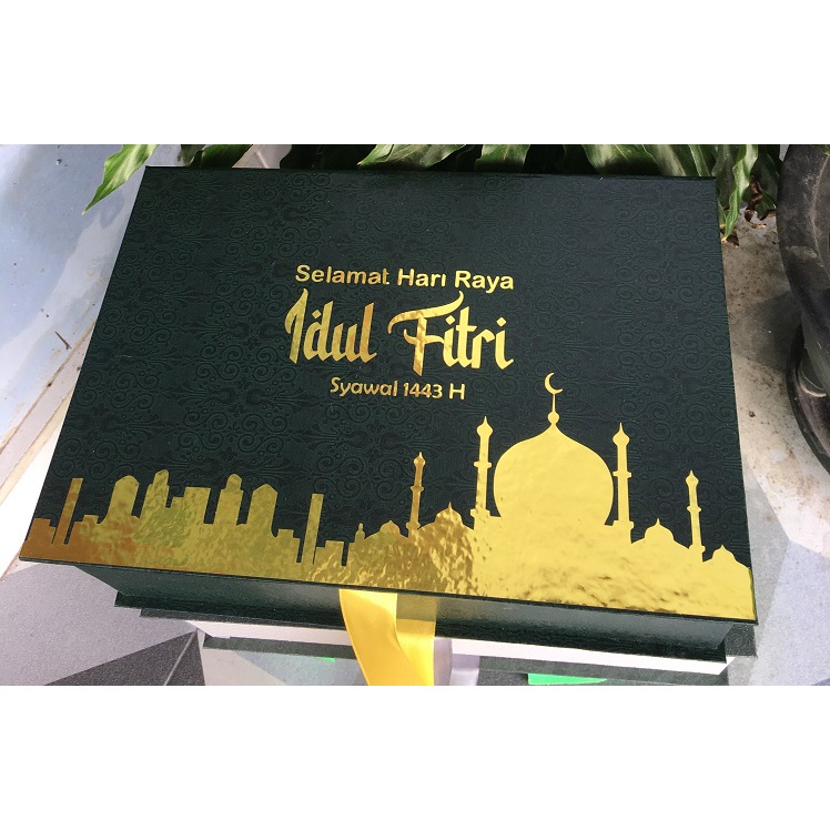 

Box Eid Idul Fitri /hampers Eid / hamper lebaran/ Box Lebaran/ box hampers/ Box Idul Fitri Box lebaran/ Packaging Kue Ramadhan / Box mika Lebaran/ Dus Lebaran Hampers/ Kotak Lebaran 4.
