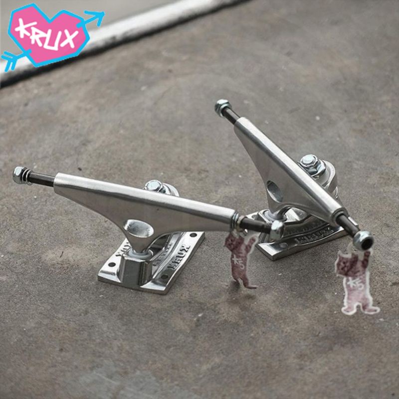 KRUX Trucks 8,25in K5 Polished Silver Standard Trucks Skateboard