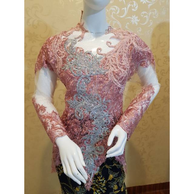 Kebaya atasan dusty pink
