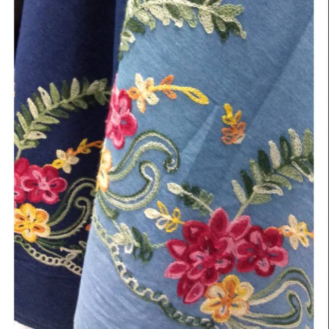 Kain jeans bordir motif pinggir