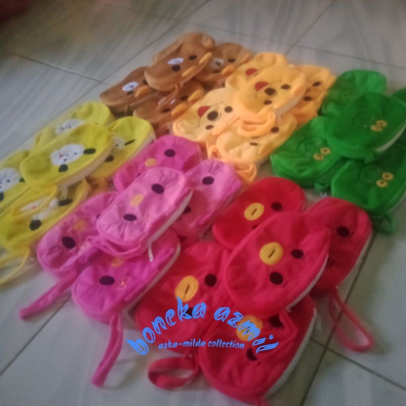 Dompet hp karakter motif boneka