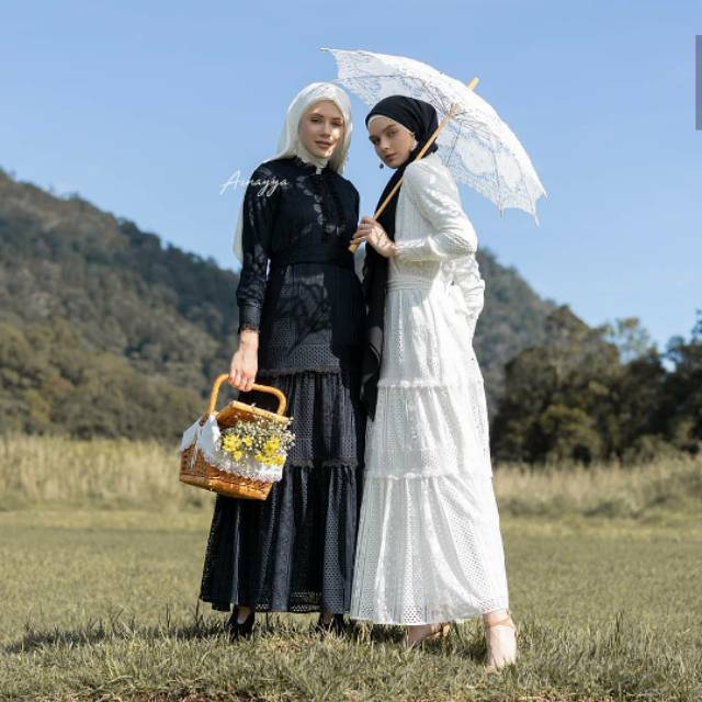 OLIVIA DRESS BY AINAYYA