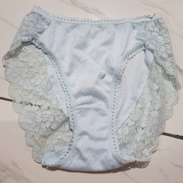 cd celana dalam monza Triumph size L