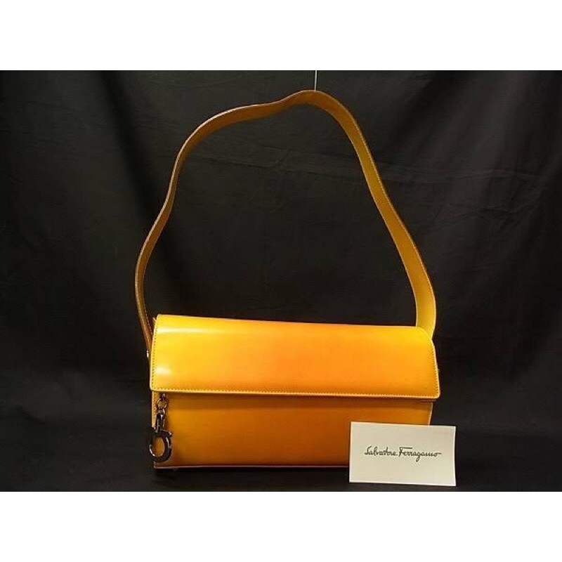 Preloved Tas Salvatore Ferragamo hobo bag authentic