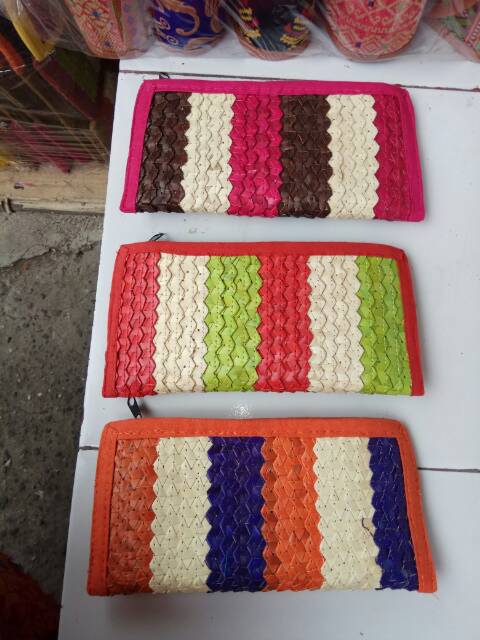 Dompet lontar harga 1set isi 2pcs