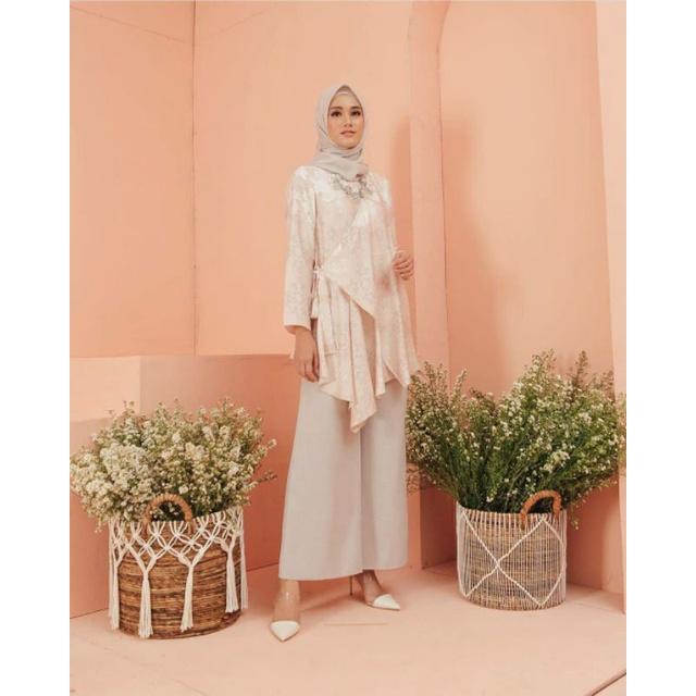 [PRELOVED] Poppy Blouse Rose Dust Size M by Wearing Klamby