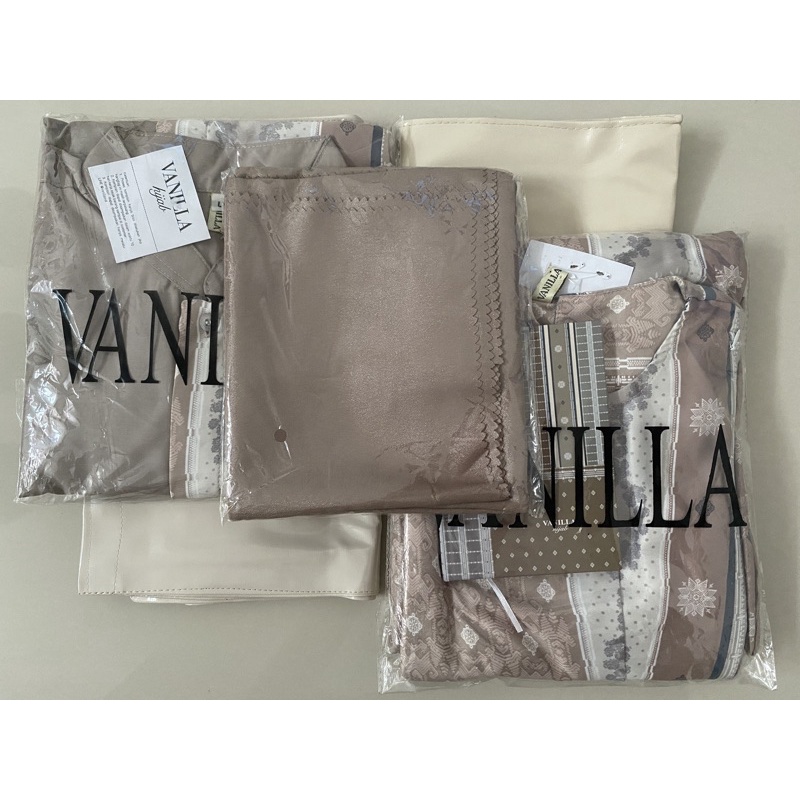 Edelweis Dress by Vanilla - Elin