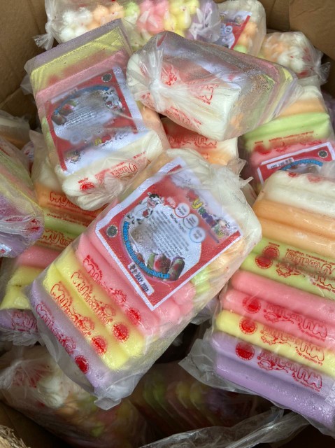 Sprei Nyenyak Loops - 200x200 / 180x200 / 160x200 / 120x200