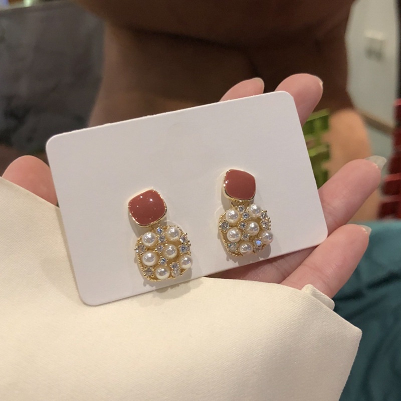 Anting Liontin Mutiara Persegi Mewah Ringan Prancis Anting-anting Wanita Hijau Zamrud Antik Kelas Atas-2