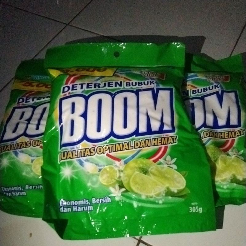 boom deterjen 305gr jeruk nipis
