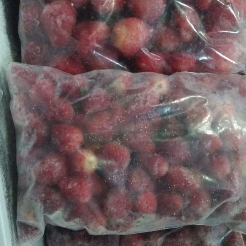 

Buah Stroberi Besar Beku / Strawberry Jumbo Frozen