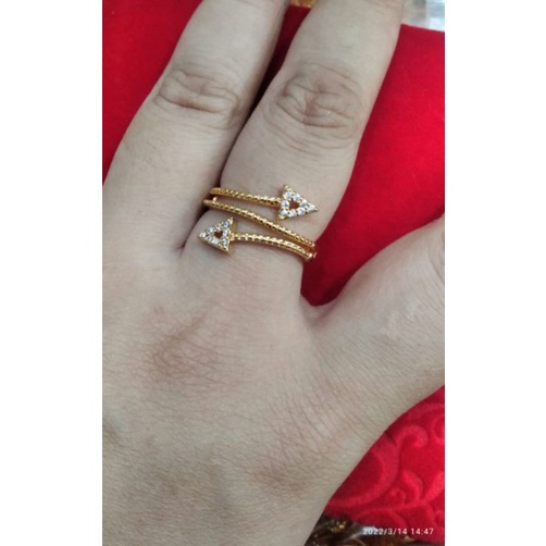 XC771-Cincin xuping wanita berlapis emas dengan mata zicron