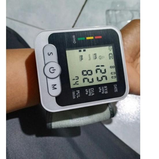 [KODE PRODUK FWCU86045] Tensimeter Digital Alat Tensi Cek Detak Jantung Pengukur/Ukur Tekanan Darah Pergelangan Tangan Wrist Arm Tensimeter Lengan Otomatis Tensi Digital Automatis Blood Pressure Monitor Tes Cek Tekanan Darah Tinggi Rendah Upper Arm Origin
