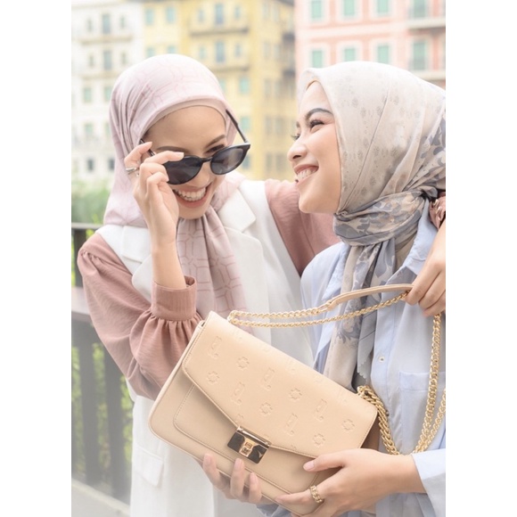 MONOGRAM BAG CREAM HEYLOCAL.ID