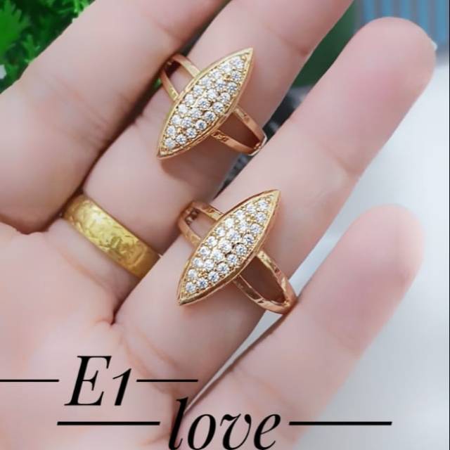 Xuping cincin lancip 0042