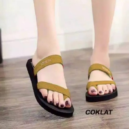 PROMO BIG SALE SGC 54 SANDAL SPON TALI SILANG