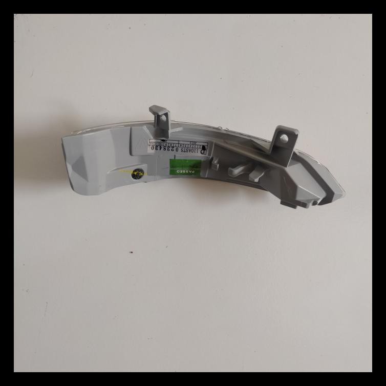 TERLARIS LAMPU SEIN SEN SPION TOYOTA AVANZA VELOZ 2012-2017 KIRI ORI 