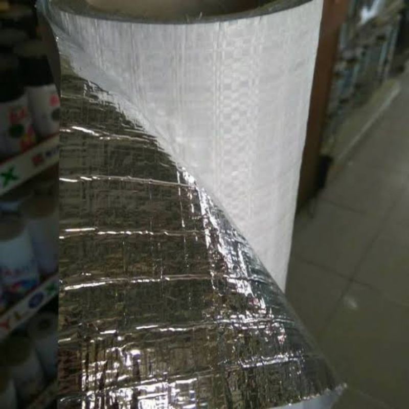 

alumunium foil / bubble wrap