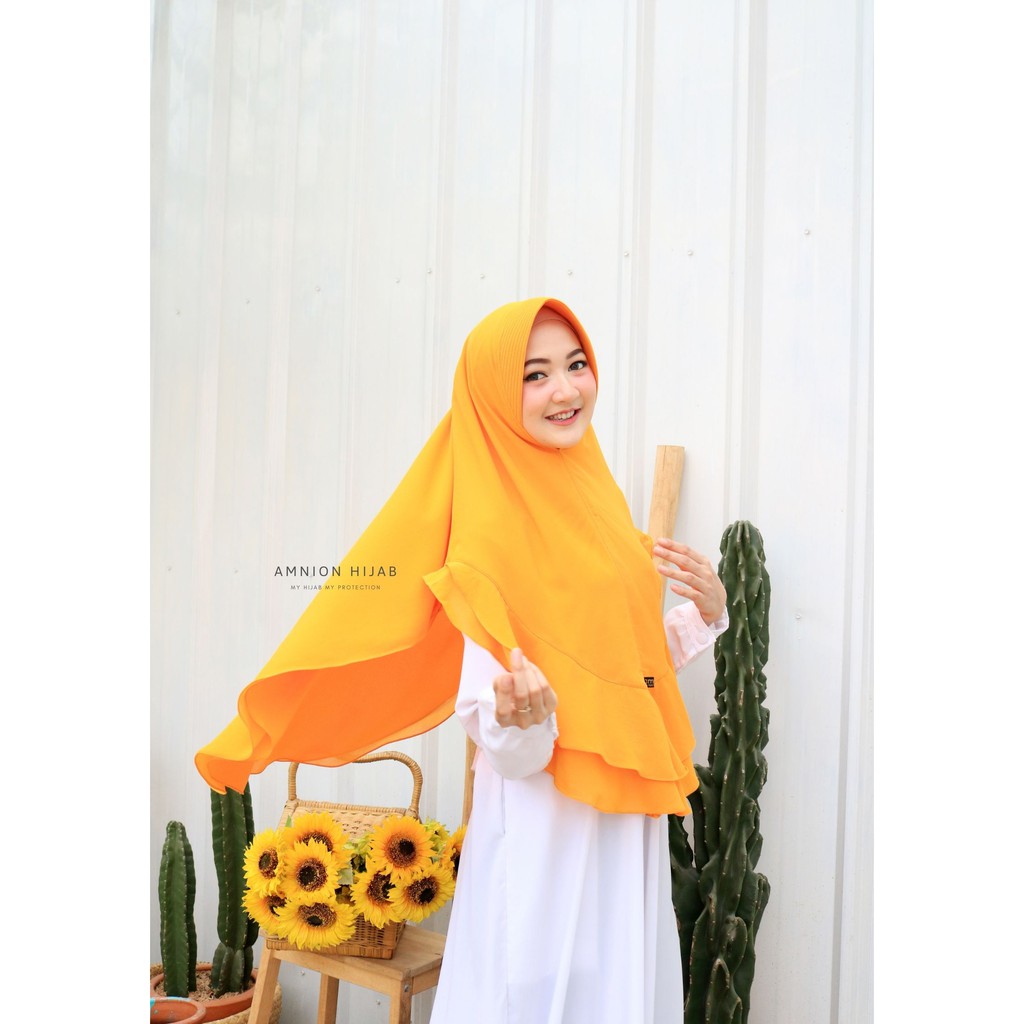 Hijab instan warna Mustard / Khimar agniya by amnion hijab dua layer