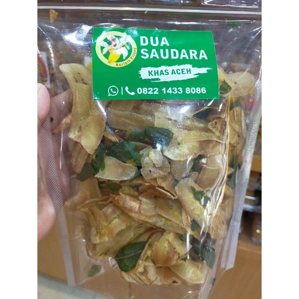 

keripik pisang daun kari