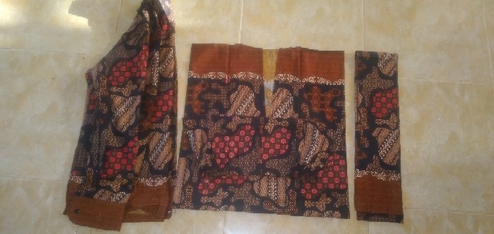 Maura Couple - Sania Ruffle Batik Couple Ori Ndoro Jowi Garansi Termurah Shopee - Aziza Batik Couple
