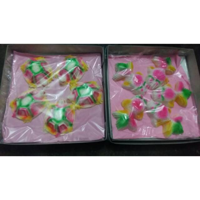 Kue bulan putu ikan .kura2.