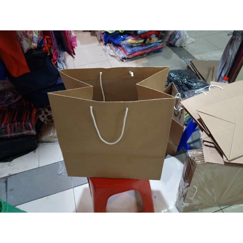 

paper bag nasi box 30 coklat polos tebal isi 12pcs terlaris dan termurah