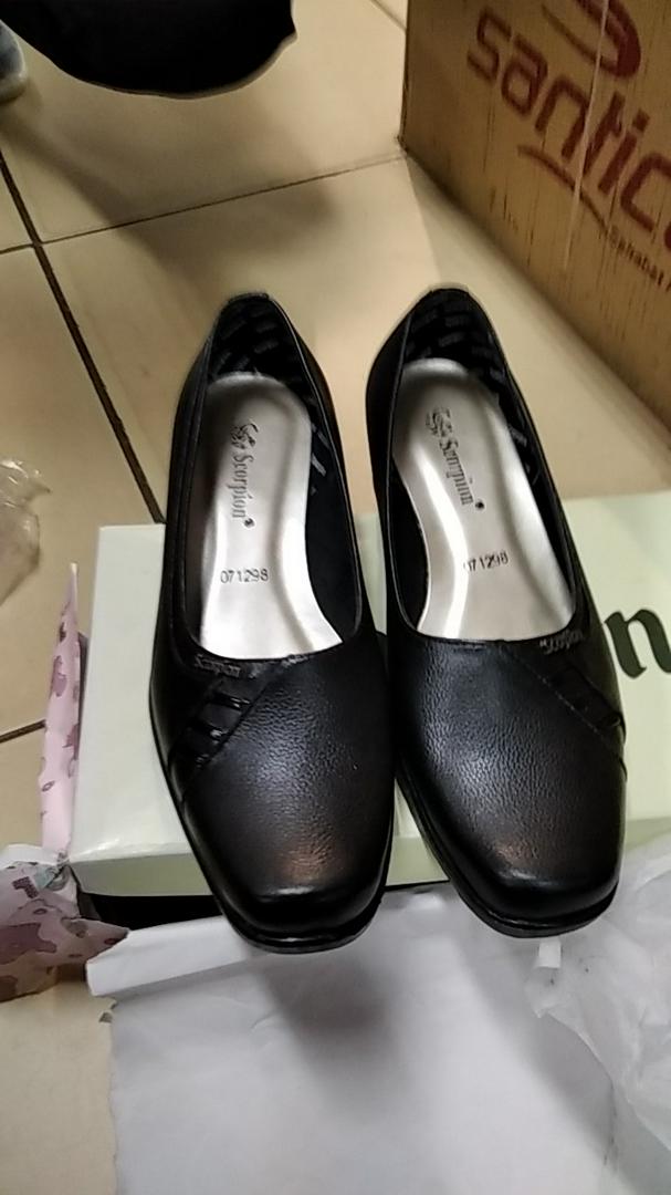 Sepatu Pantofel Wanita Scorpion Kerja Kulit Terlaris 071298 Terlaris