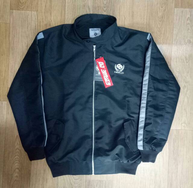 Jaket Varsity EMWE.CO