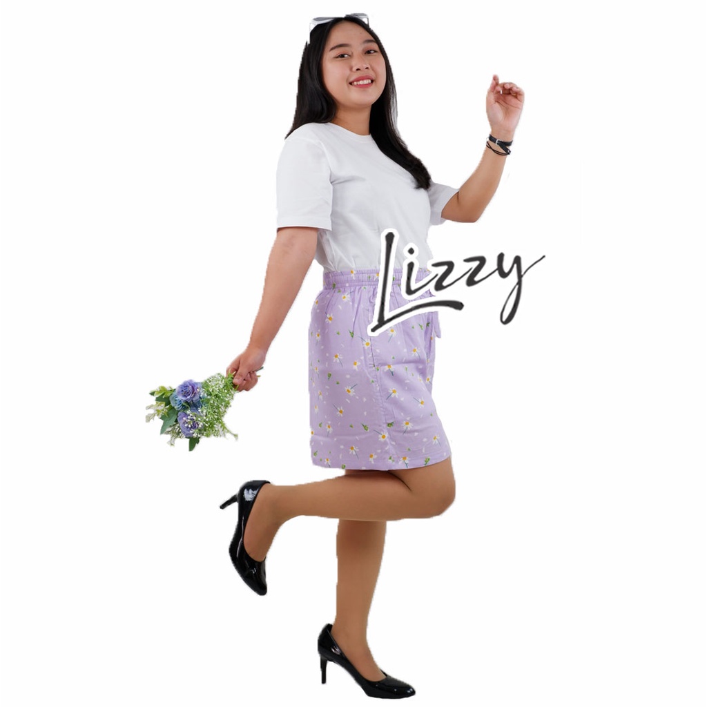 Lizzy - CELANA PENDEK DAISY