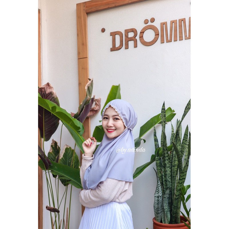 BERGO DAISY KERUT RENDA TALI PREMIUM NON PET DIAMOND HIJAB JILBAB INSTANT maryam