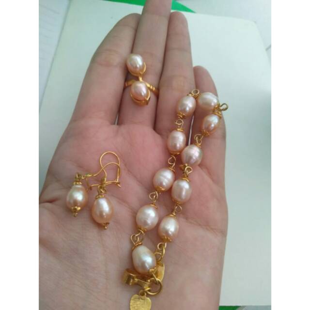 Set perhiasan mutiara  peach gelang  anting cincin lapis 