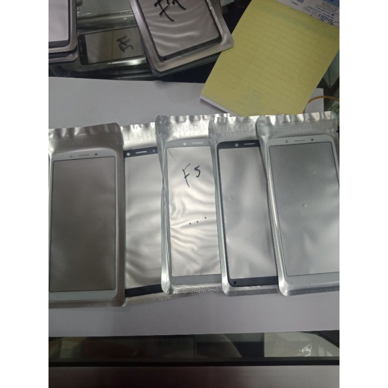 Gorila gllas kaca lcd+ lem oca oppp F5