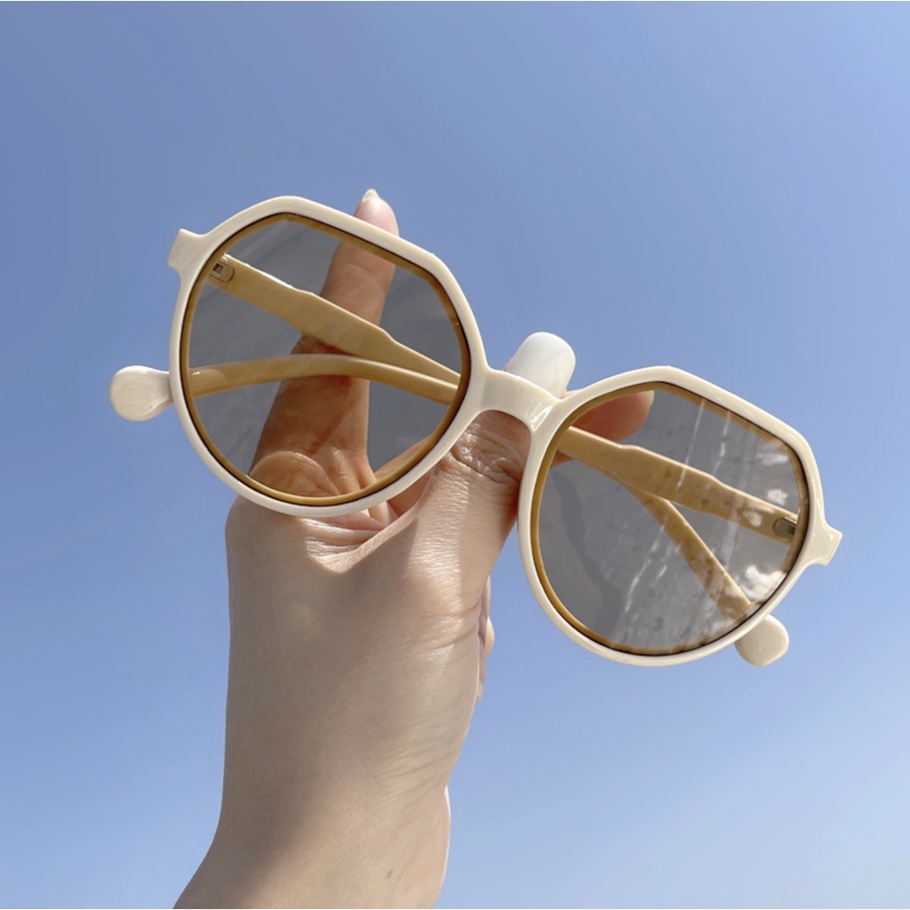 MURMURE.ID | KACAMATA WANITA MODEL RETRO BESAR / SUNGLASSES IMPORT KOREA STYLE / KACA MATA HITAM PUTIH SUNGLASS BUNGKAI BESAR RETRO EY031-3