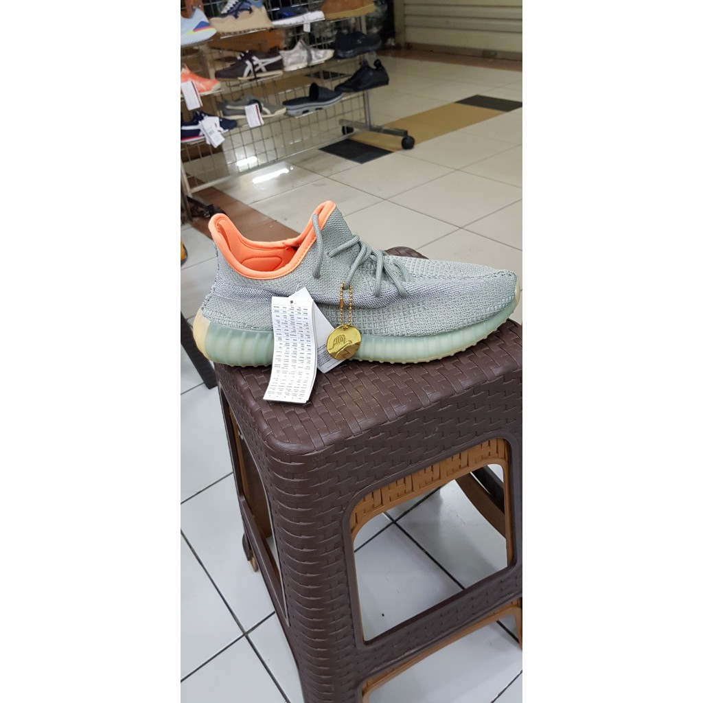 sepatu adidas cowok