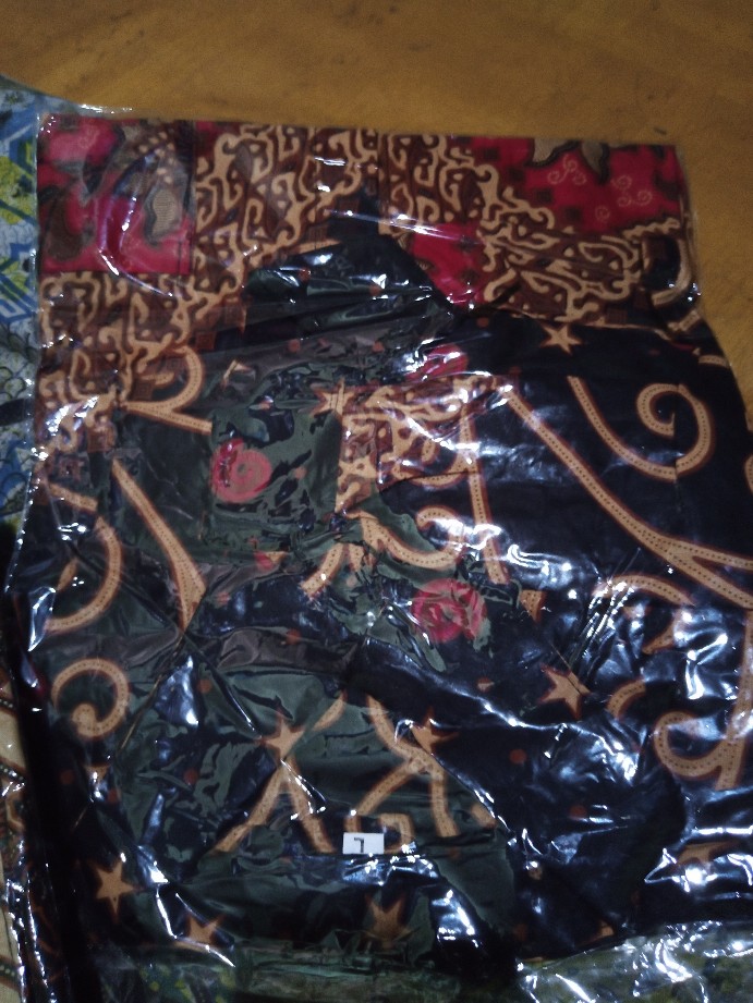 Trolistore Grosir Kemeja Batik Pria Lengan Panjang Motif Bintang Ulir Cowok Seragam Batik Pekalongan