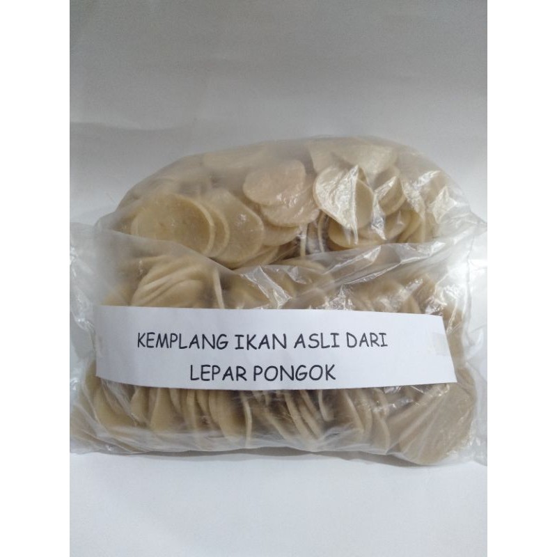 

Kerupuk mentah|Kemplang mentah ikan Asli dari Lempar Pongok|Bangka|oleh-oleh Bangka