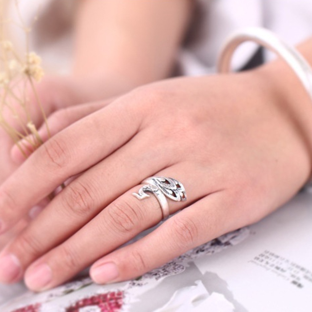 Hu Hu Hu Hu Hu Alat Bantu Pasang Kacamata♡ Cincin Model Terbuka Desain Ukiran Merak Warna Silver Gaya Vintage Untuk Wanita