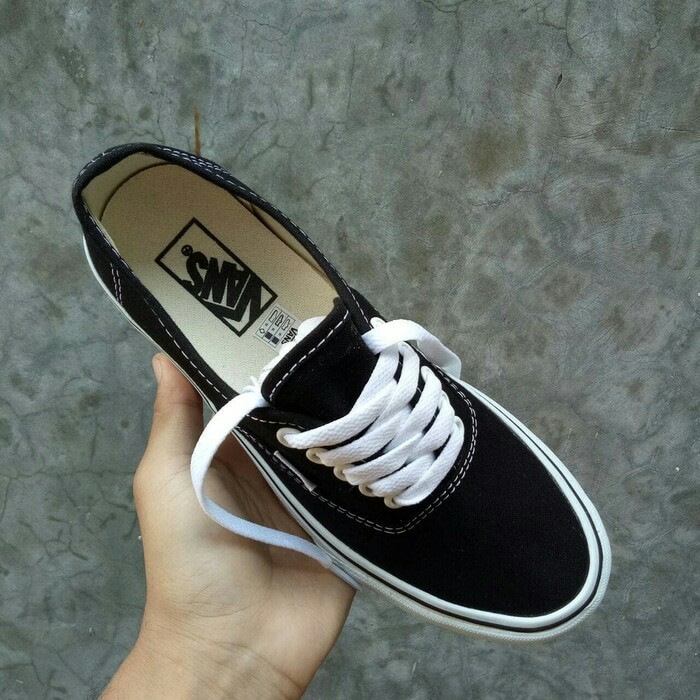 Sepatu Vans Authentic ICC Black White Hitam Putih Sneakers Sekolah Kerja Kuliah Pria Wanita Kets