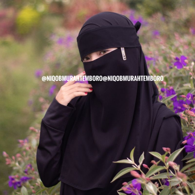 Niqab Bandana Poni Bandul Plat Kotak