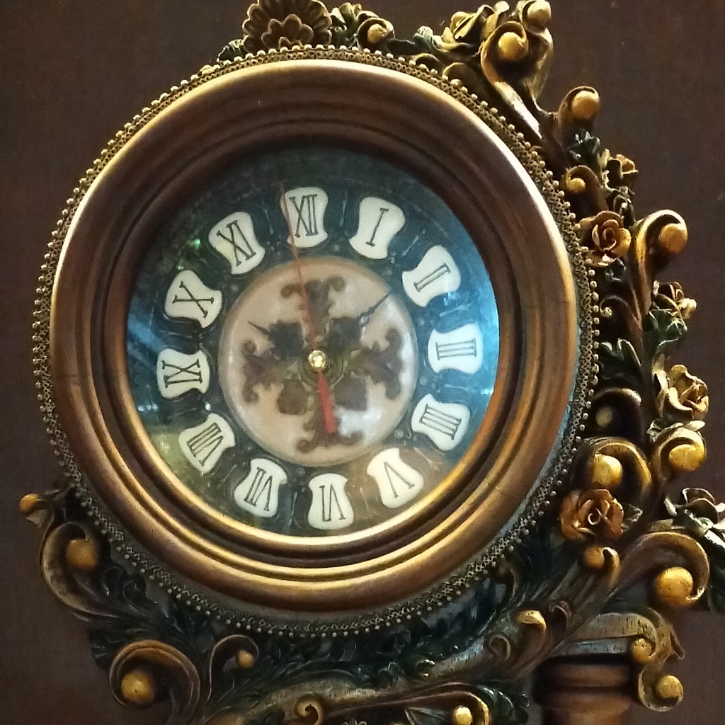 Jam Meja Bronze Kayu Vintage Retro Ukiran Mawar CVR003