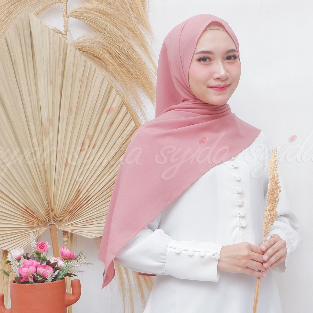 HIJAB PASHMINA DIAMOND 170x75 cm. / JAHIT TEPI RAPIH/ PASHMINA GEORGET / PASHMINA SABYAN