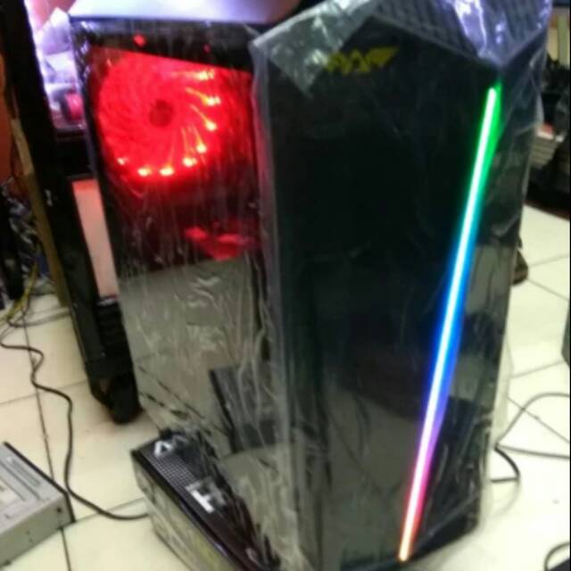 CPU RAKITAN GAMING DESIGN CORE i7 870 RAM 8GB FEAT GT 1030 2GB DDR5