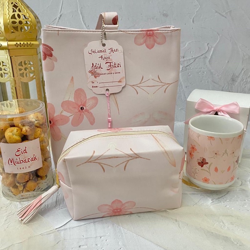 

HAMPERS READY STOCK!!!