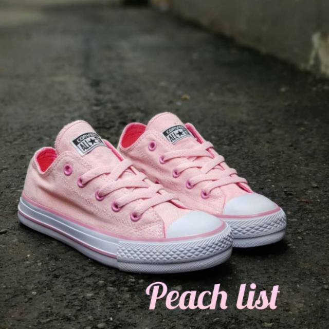 Converse Chuck Taylor New Release Undefeated Low Pendek Peach