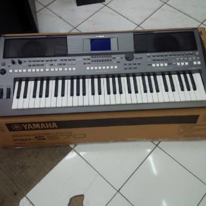 Terlaris  Yamaha PSR S-670 / PSRS 670 / PSR 670 / Keyboard Arranger Garansi Asli Sale
