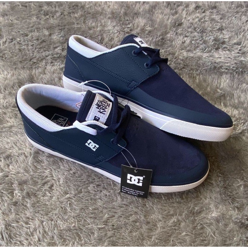 sepatu DC original z143